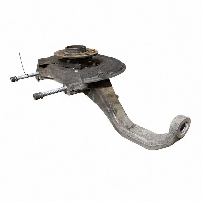 Front wheel hub