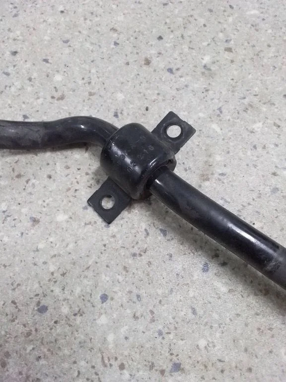 Tagumine stabilisaator 68184227AA