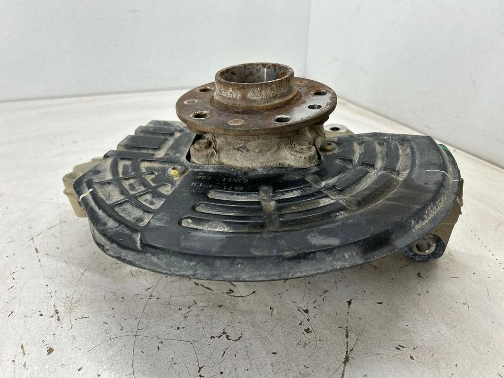 Rear wheel hub 68291105AC