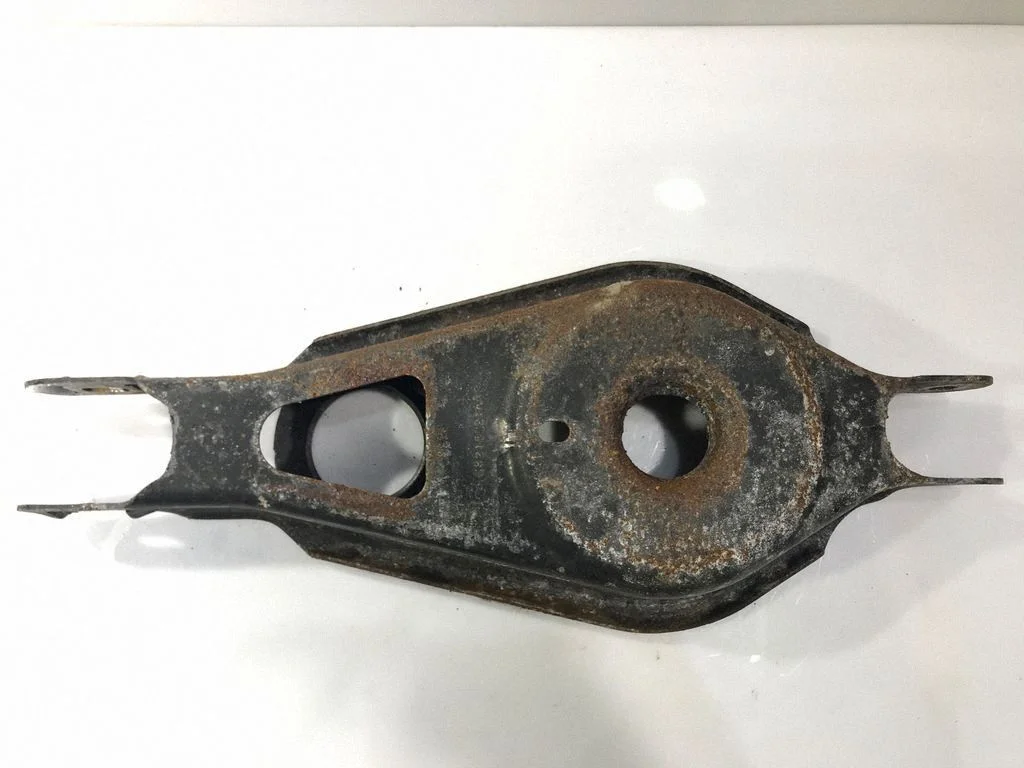 Rear upper control arm/wishbone 68218021AA