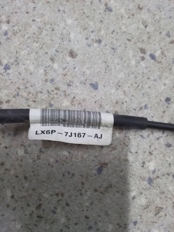 Käiguvahetuse tross LX6P7P437AD