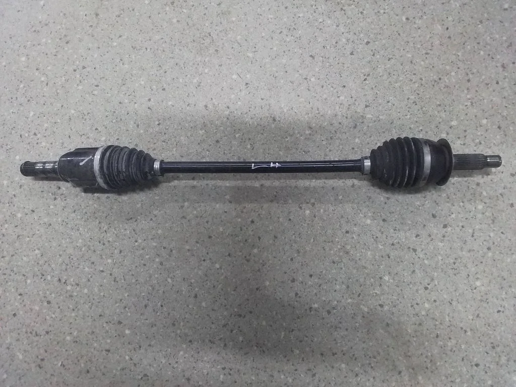Rear driveshaft 28421AN000