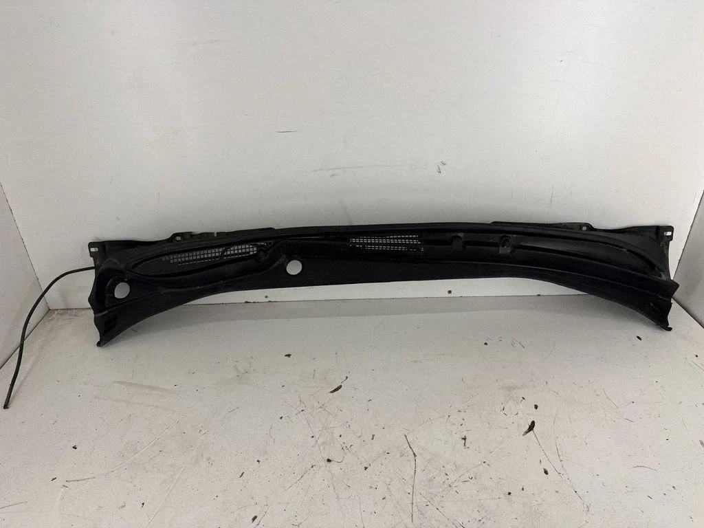 Wiper trim 91419AL04B