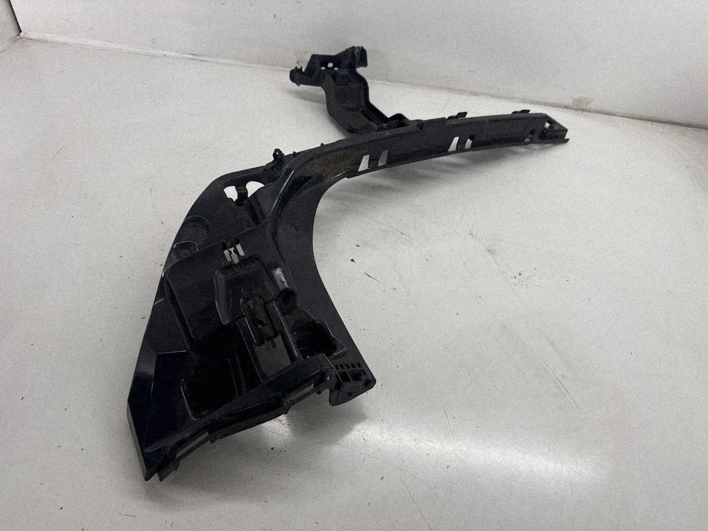Rear bumper mounting bracket 7381120
