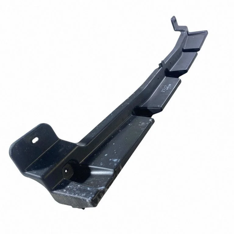Rear bumper mounting bracket 84909124
