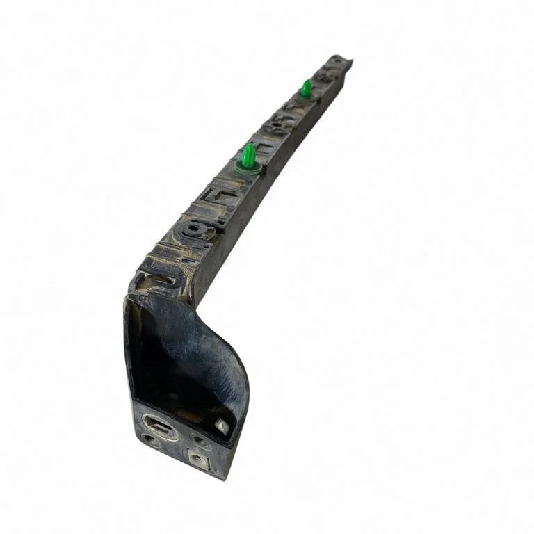 Rear bumper mounting bracket 68226565AE