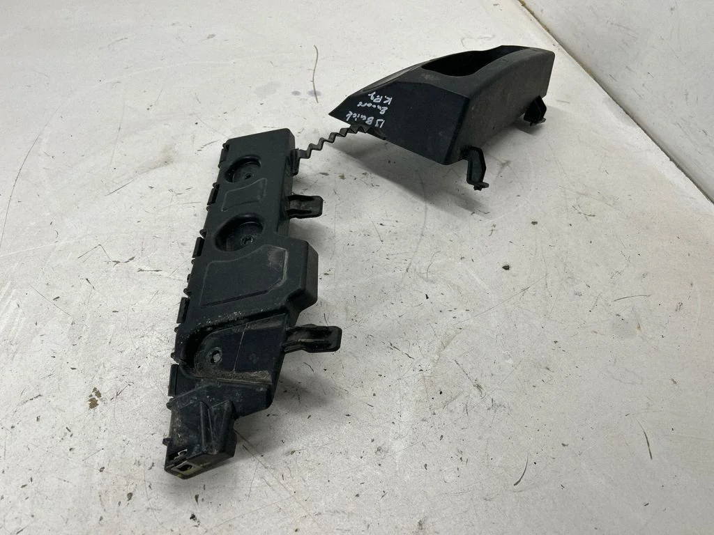 Tagumise kaitseraua kinnitusklamber 42616243 – Buick Encore GX I (2019-)
