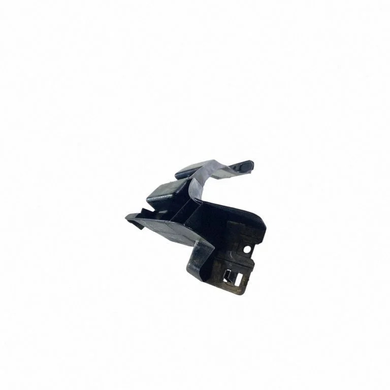 Rear bumper mounting bracket – Alfa Romeo Stelvio (2016-)