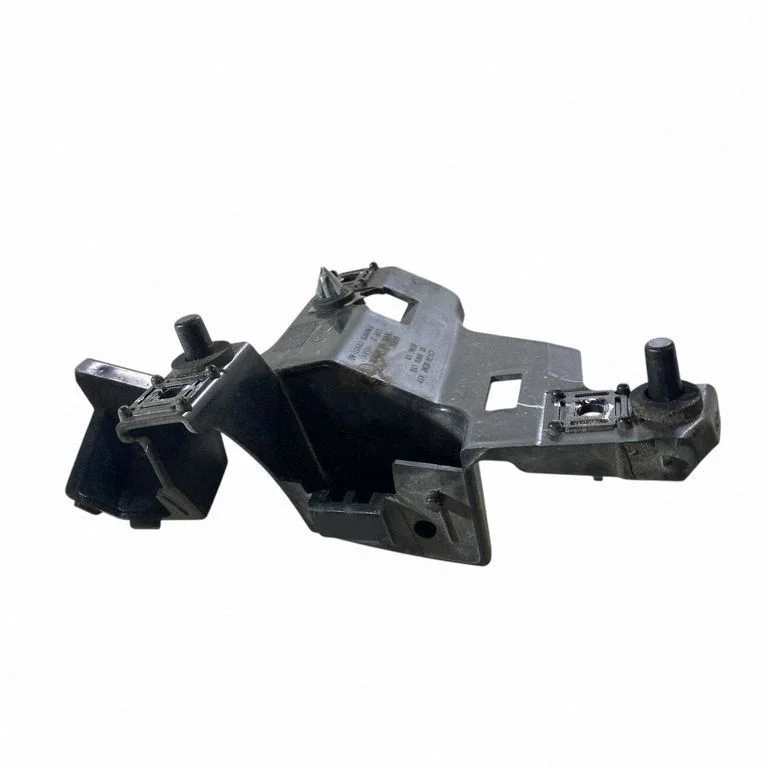 Aizmugurējā bufera turētājs M1PB17E851AB