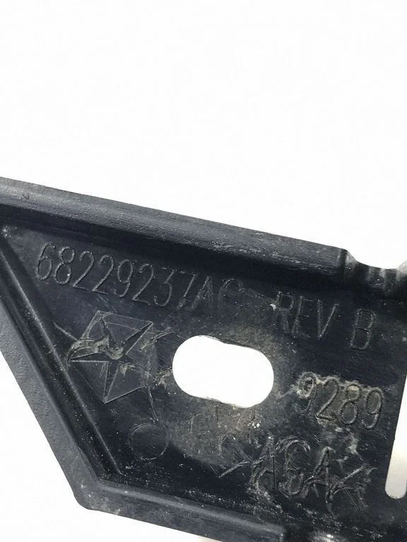 Rear bumper mounting bracket 68229237AC