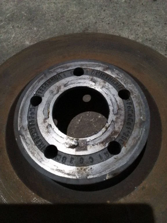 Esimene piduriketas LX6Z1125M