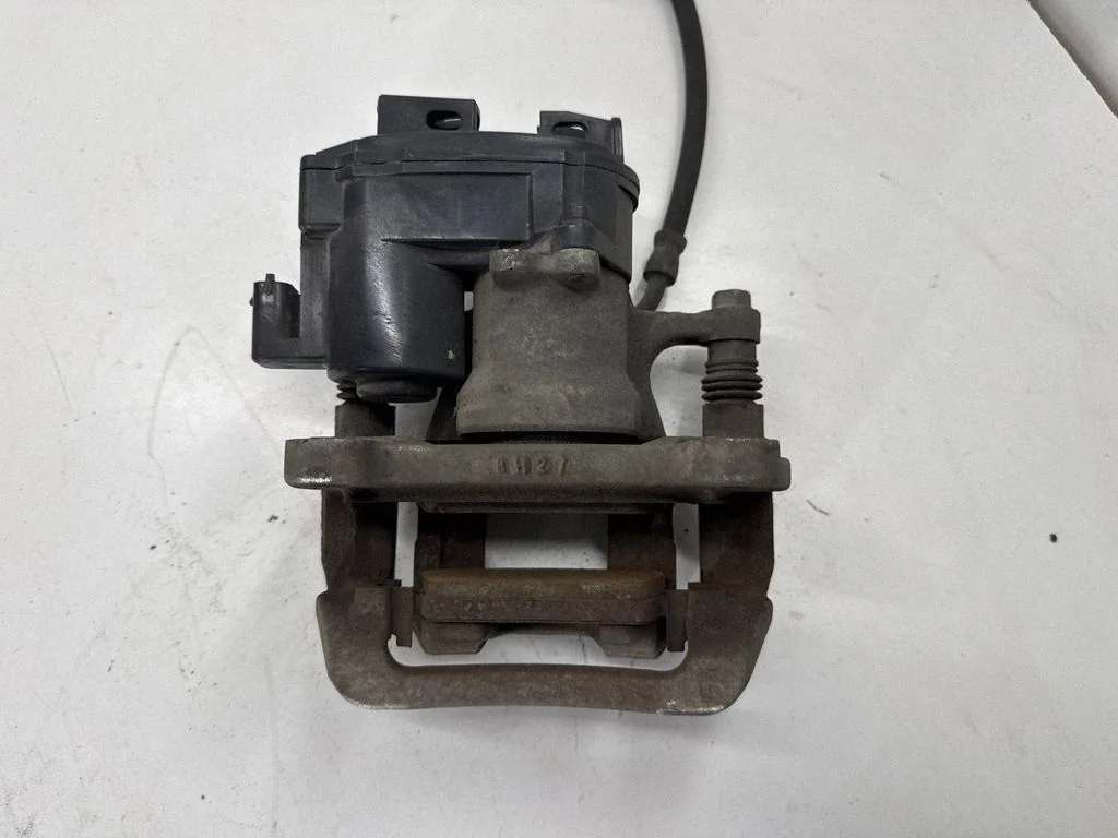 Rear brake caliper 84273769
