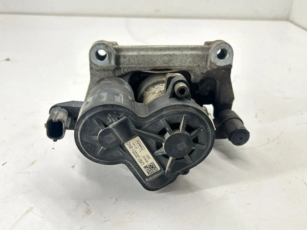 Tagumine pidurisadul LX612D251BND