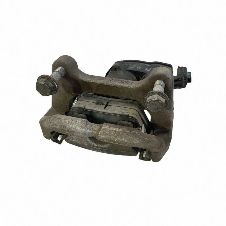 Rear brake caliper A008E300
