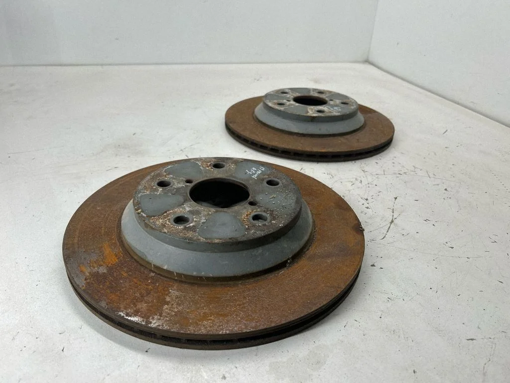 Tarcza hamulcowa tylna 26700SJ000