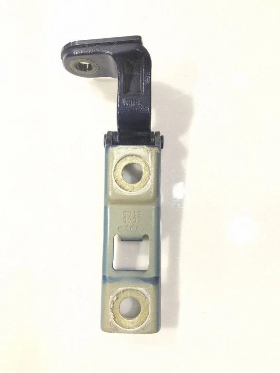 Tailgate/trunk/boot hinge 68229150