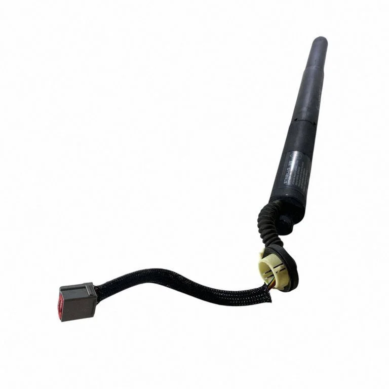 Siłownik (sprężyna gazowa) klapy bagażnika 68231347AC