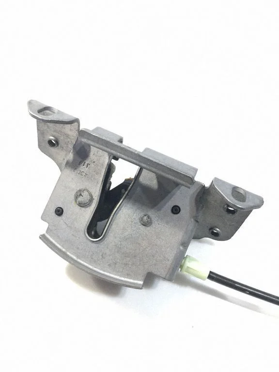 Tailgate/trunk/boot lock/catch/latch 68185984AC