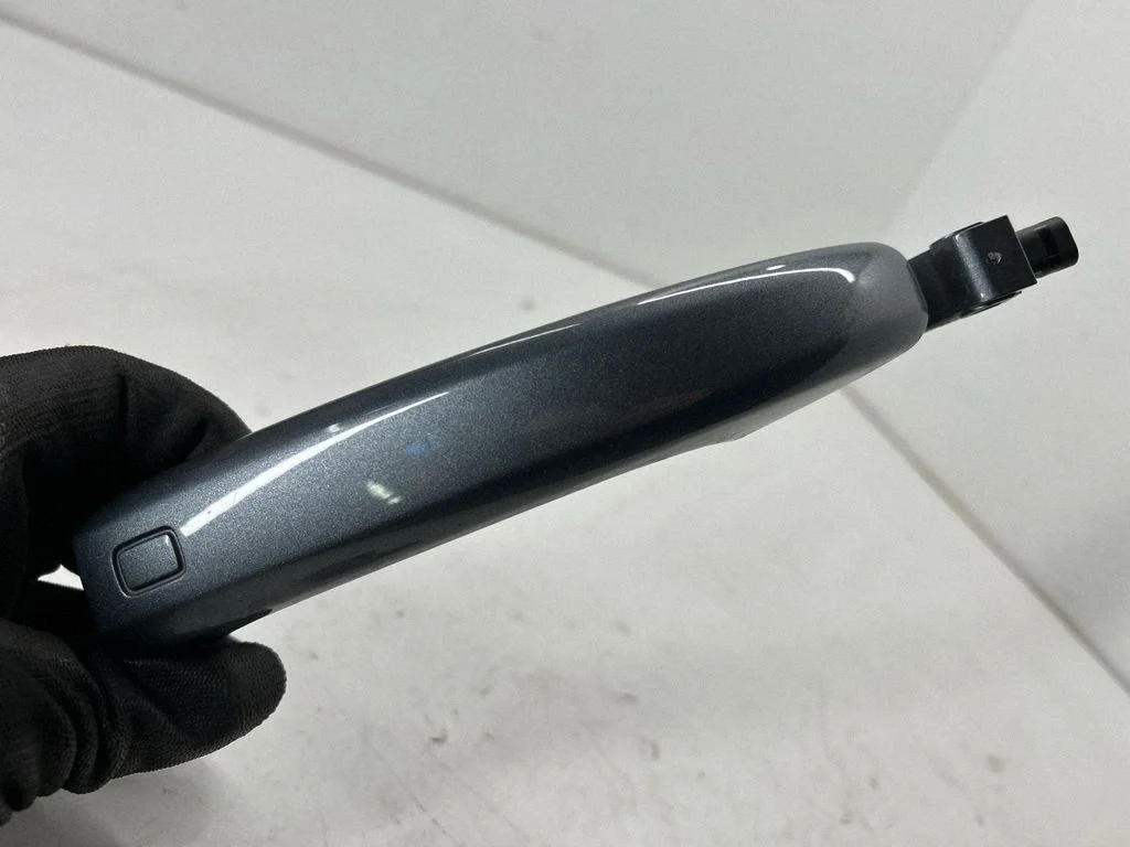 Front door exterior handle 8T0837205A
