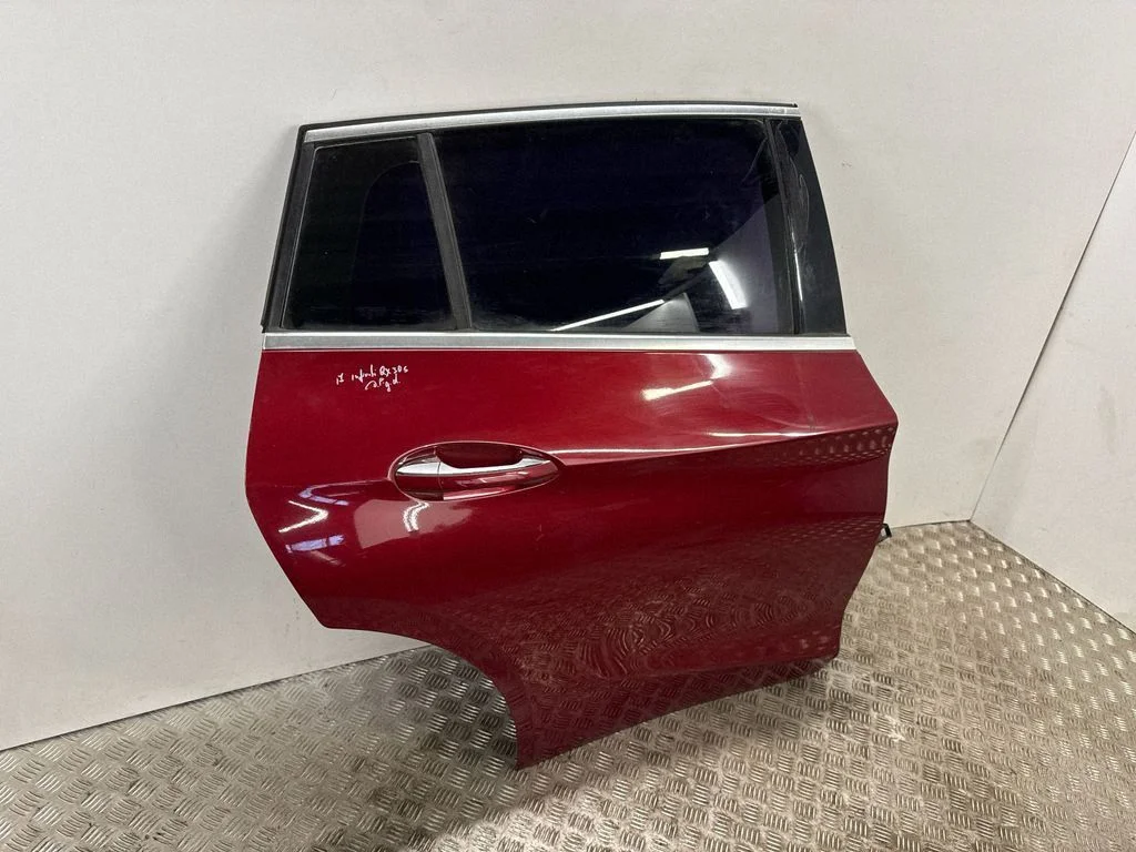Aizmugurējās durvis HBA005DAMA