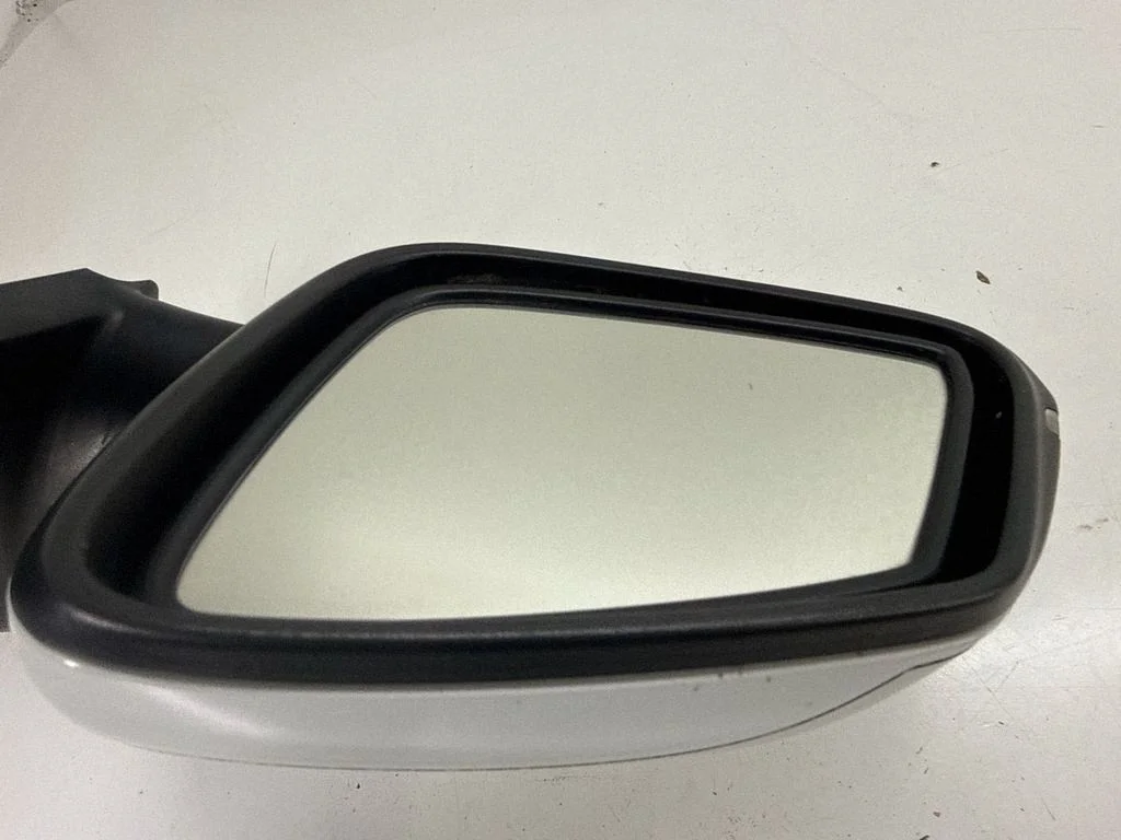 Esiukse elektriline välispeegel – BMW X1 E84 (2009-2015)