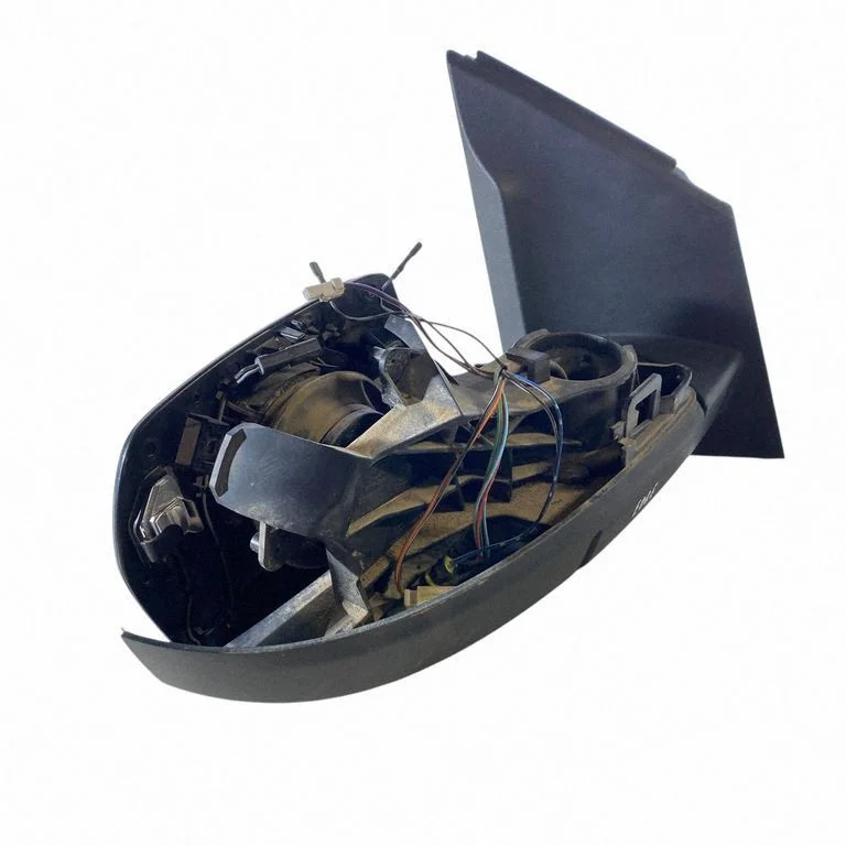 Front door electric wing mirror – right