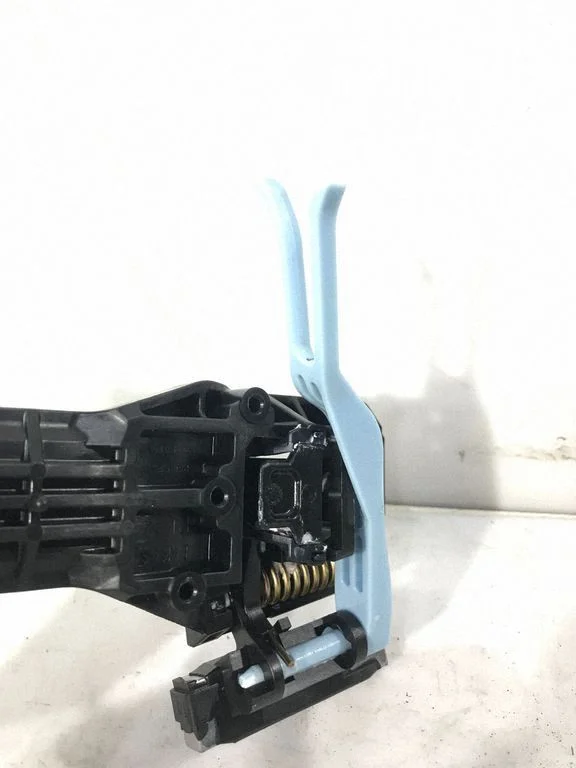 Rear door exterior handle 692240T010
