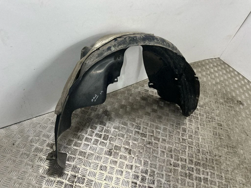 Tagumine poritiivakate 42613103 – Buick Encore GX I (2019-)