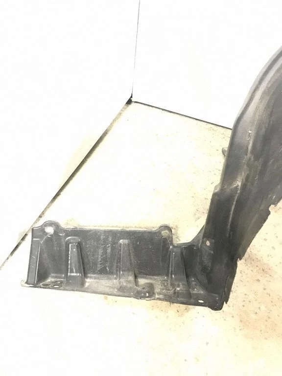 Rear arch fender liner splash guards 59122AL04A
