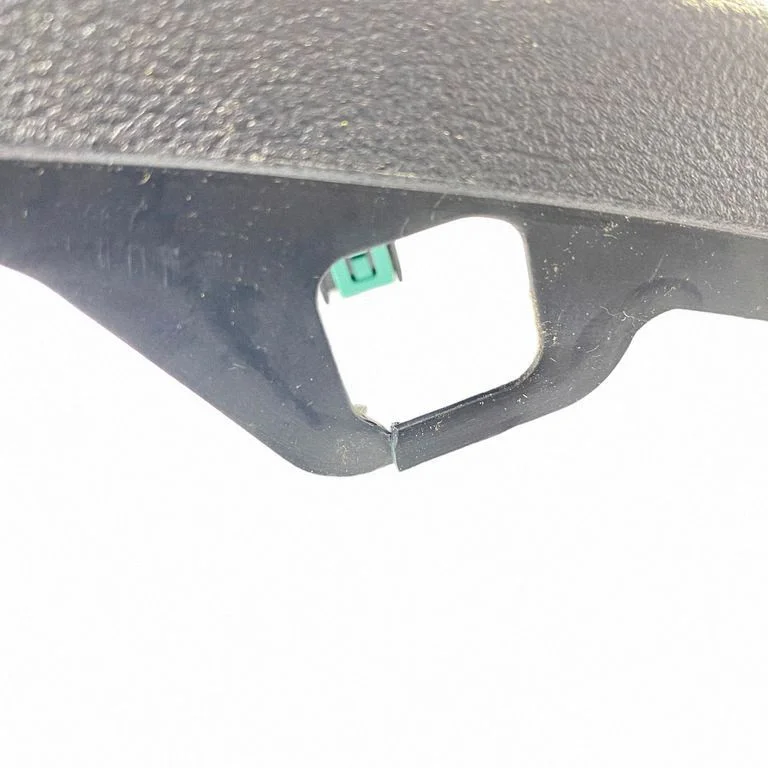 Dashboard lower bottom trim panel LJ6BS044F09A