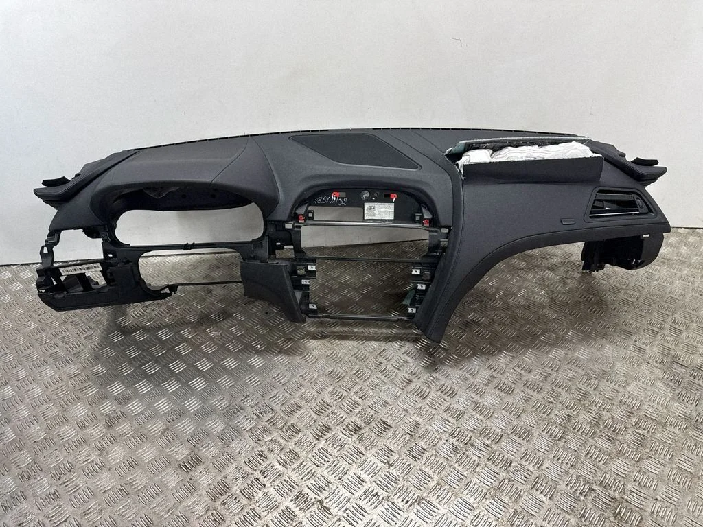 Dashboard 9229953