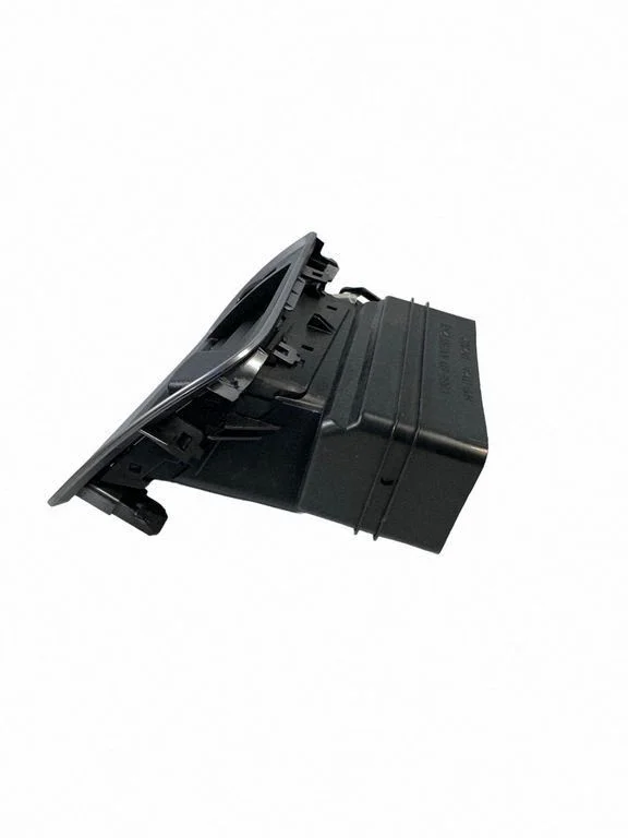 Dashboard side air vent grill/cover trim 66110AL02A