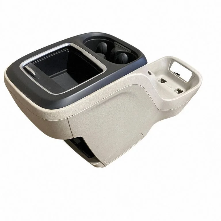 Center console – Chrysler Pacifica (2017-)