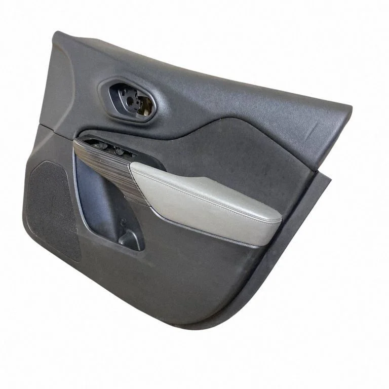 Front door card panel trim – Jeep Grand Cherokee (2010-2021)