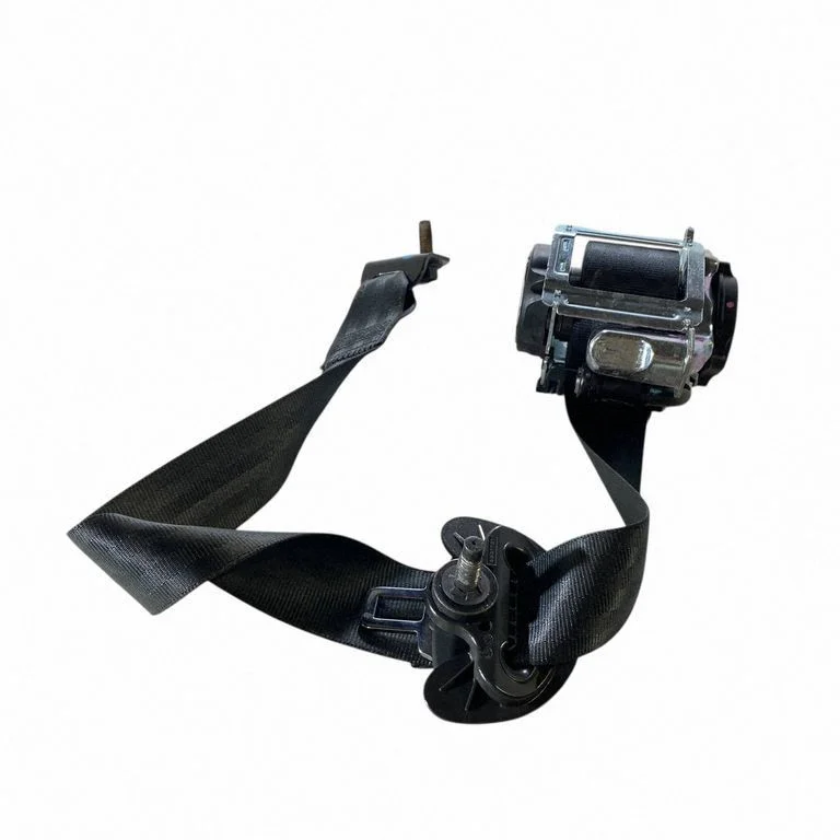 Tagumine turvavöö M1PBS611B69AB