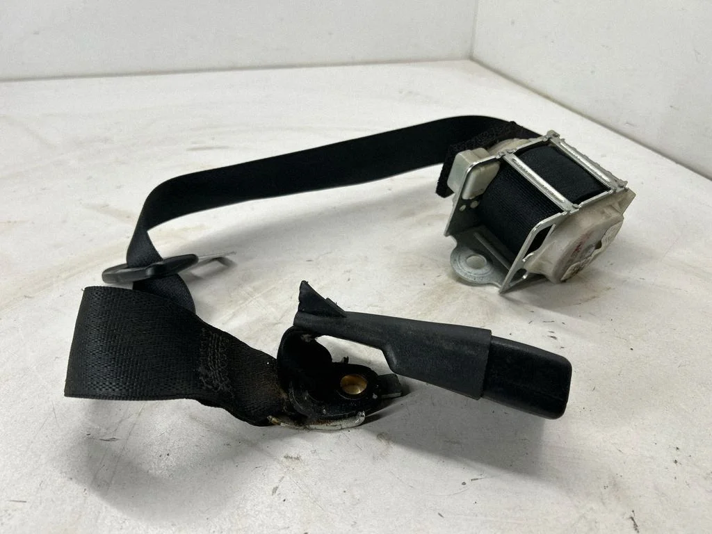 Tagumine turvavöö 5UZ241X9AA