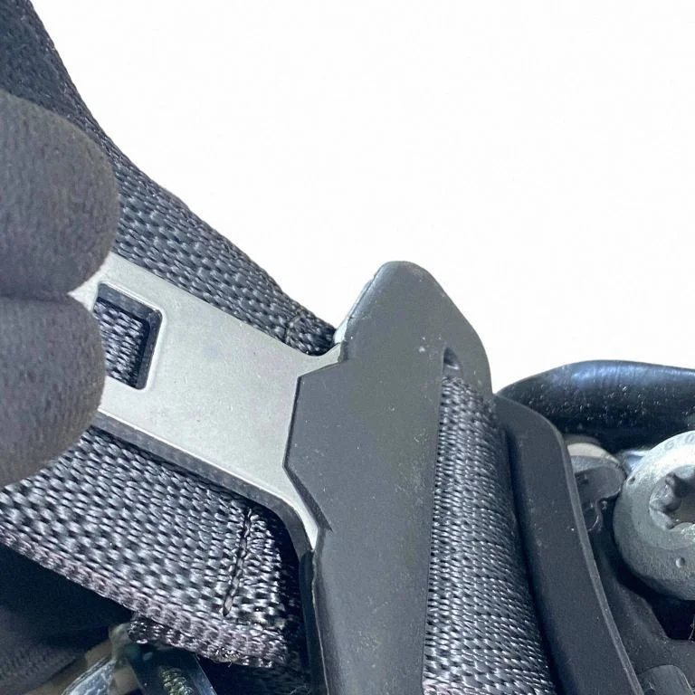 Rear seatbelt 84688603