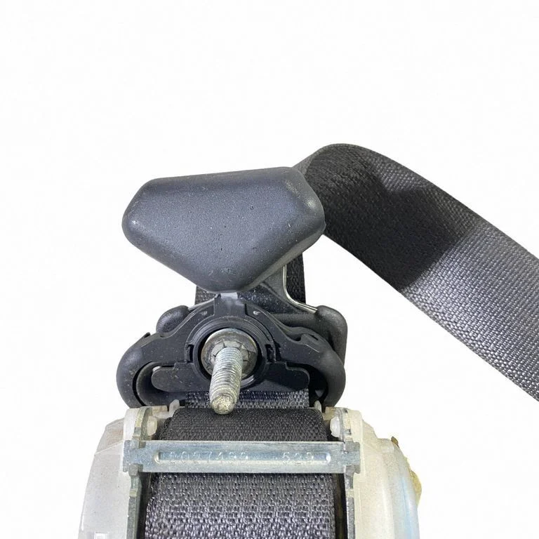 Rear seatbelt AR3376611B68AAW
