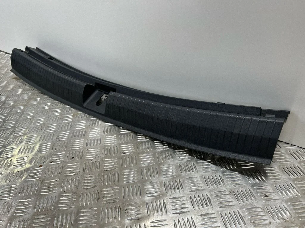 Trunk/boot sill cover protection 5NN863459