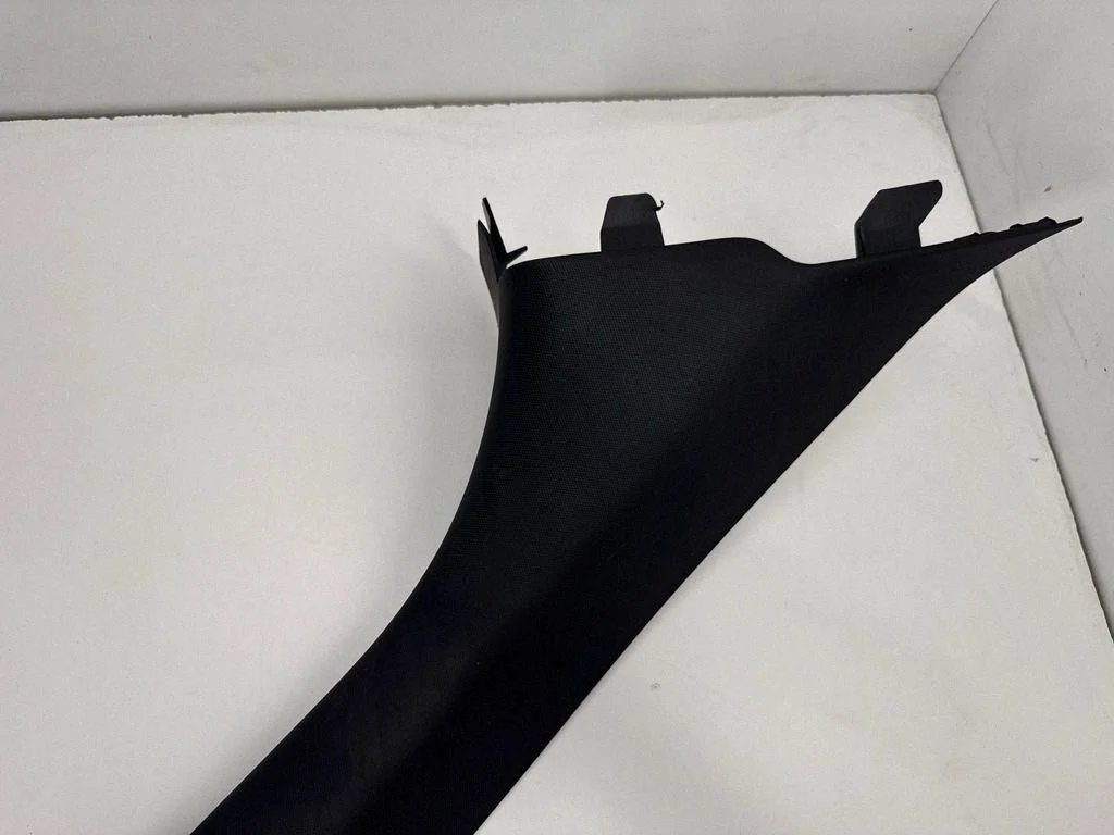 (A) piilari kate FB537803512AC – Ford Explorer V (2011-2019)