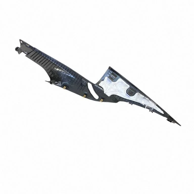 (C) pillar trim 84753711