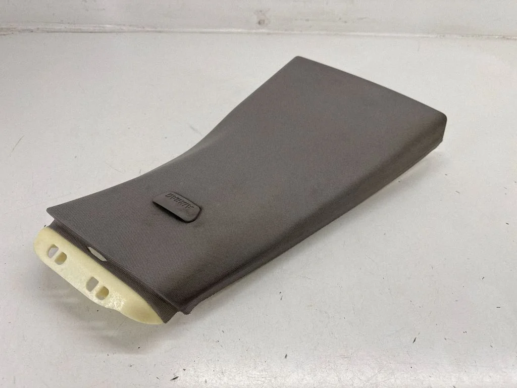 (B) pillar trim (top) – BMW 6 Series F06 Gran coupe (2012-2018)