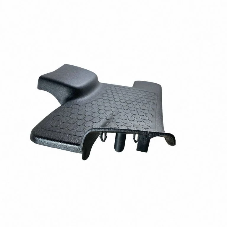 Rear sill trim cover 1NC84DX9AD