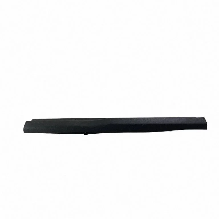 Front sill trim cover CR3J6313200AEW