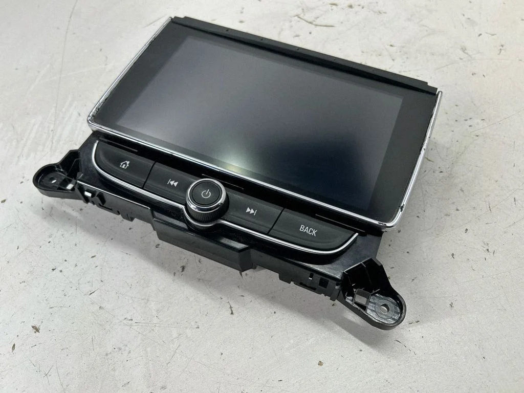Ekraan / kuvar / väike ekraan 42670751 – Buick Encore GX I (2019-)