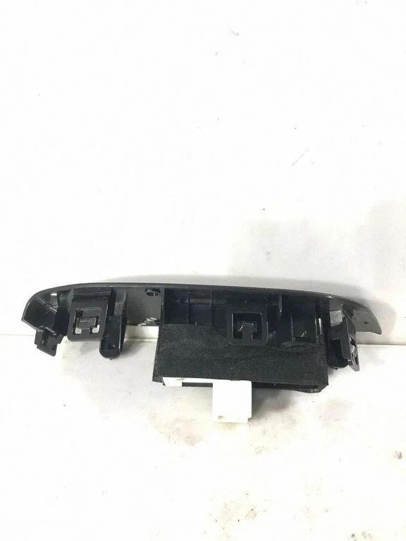 Przełącznik szyb elektrycznych 94263AL05A