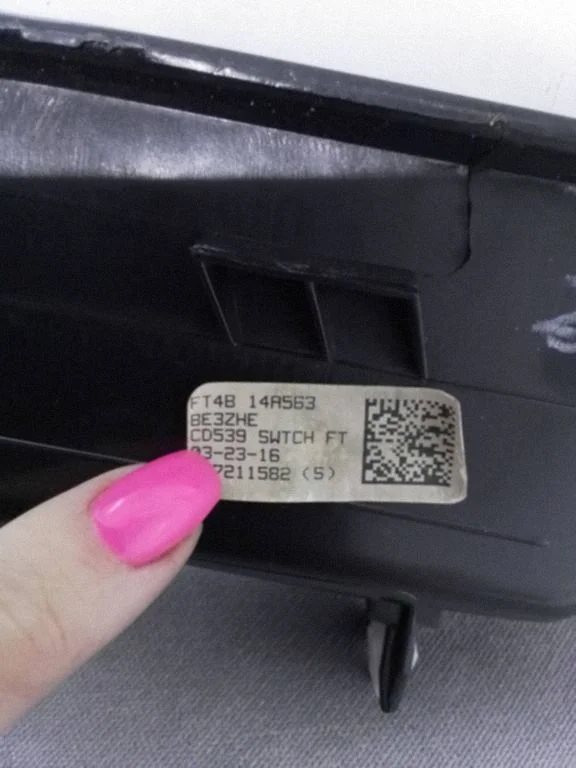 Elektrinių langų jungtukas