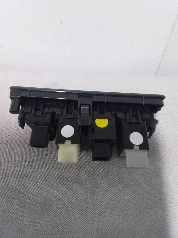 Citi slēdži/rokturi/pārslēdži – Subaru Outback (BT) (2019-)
