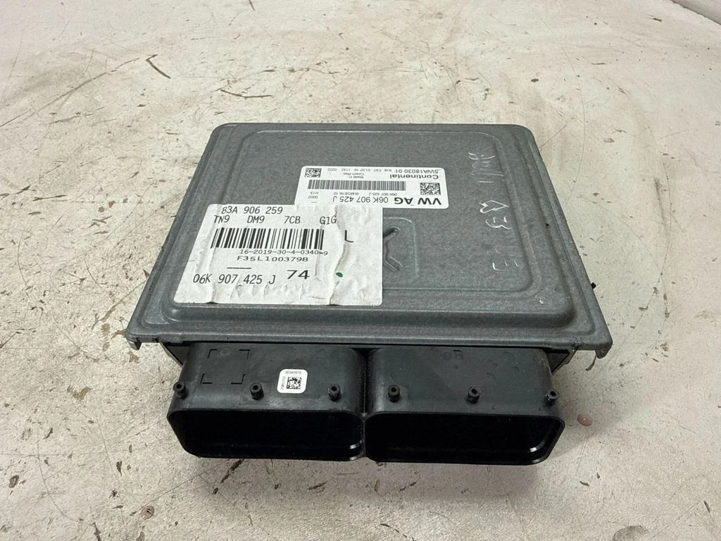 Engine control unit/module 06K907425J