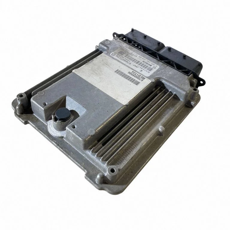 Dzinēja vadības bloks 670007174B